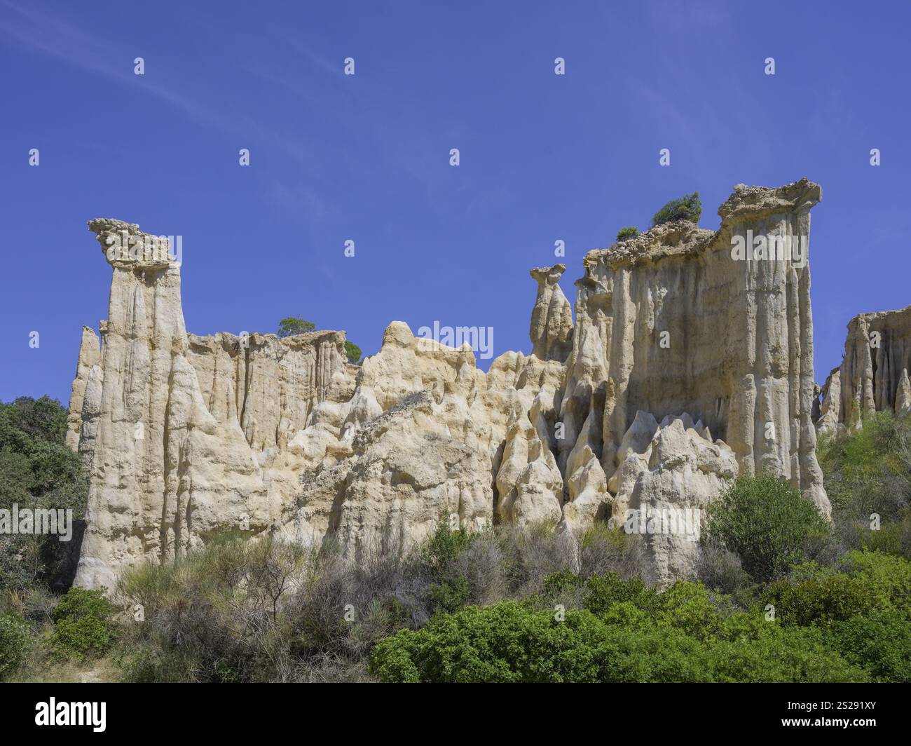 Pierre de grès les Orgues Ille-sur-Têt, Centre ville Nord-Ouest, Département Pyrénées-Oriental, France, Europe Banque D'Images
