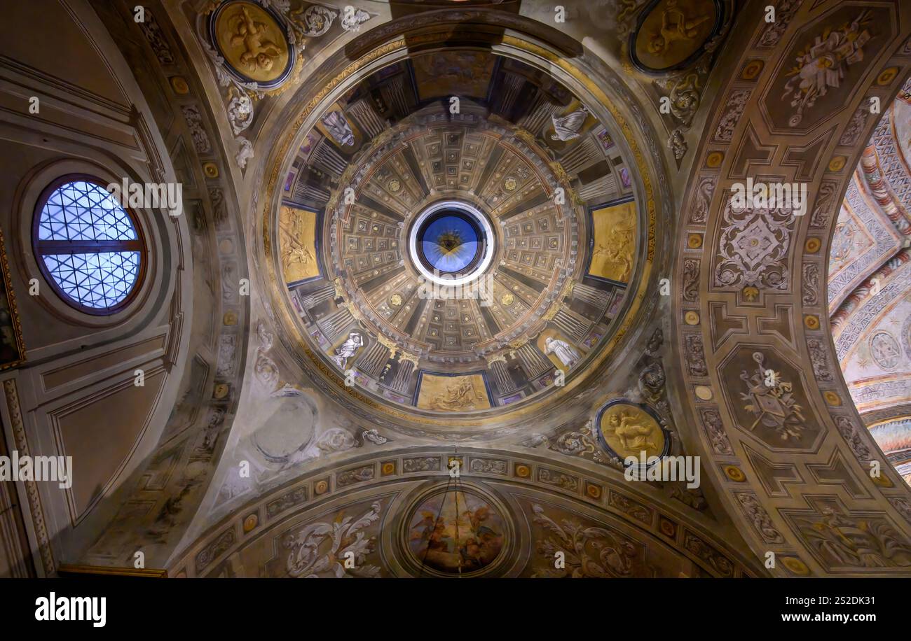 Brescia, Italie. Intérieur de l'ancienne cathédrale ou Duomo Vecchio Banque D'Images