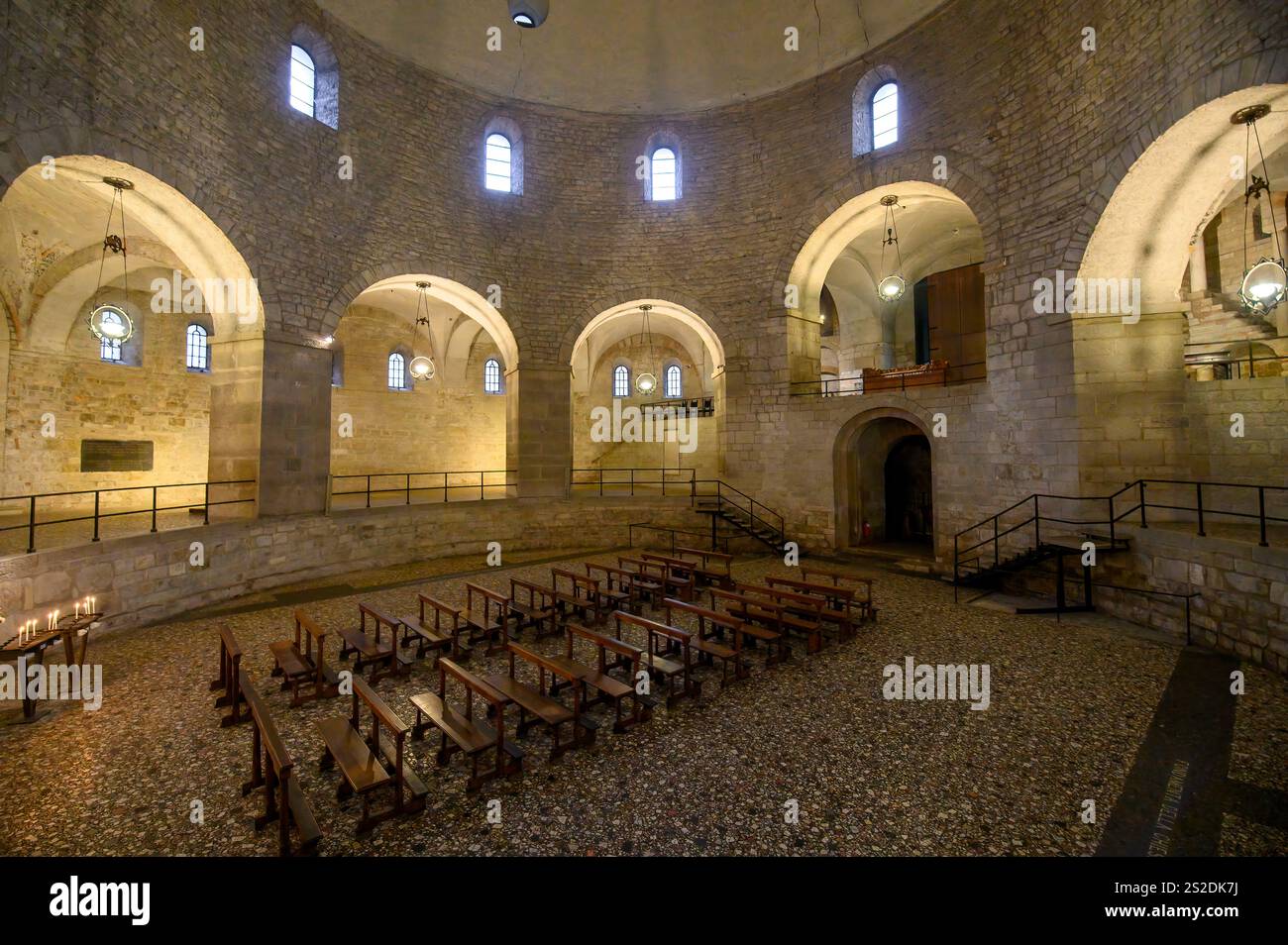 Brescia, Italie. Intérieur de l'ancienne cathédrale ou Duomo Vecchio Banque D'Images