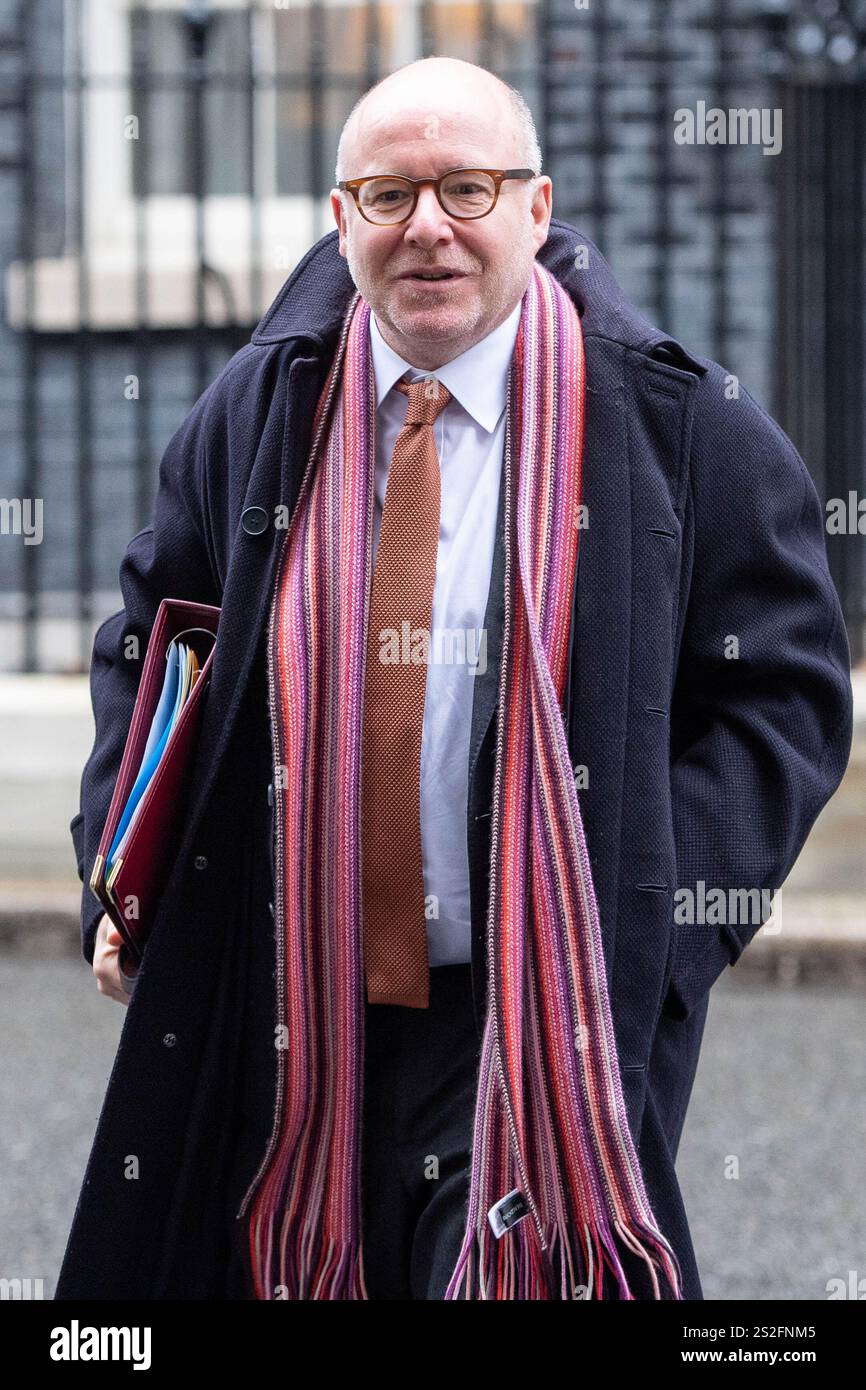 Londres, Royaume-Uni. 07 janvier 2025. Le procureur général Richard Hermer quitte Downing Street après une réunion hebdomadaire du Cabinet. (Photo de Thomas Krych/SOPA images/SIPA USA) crédit : SIPA USA/Alamy Live News Banque D'Images