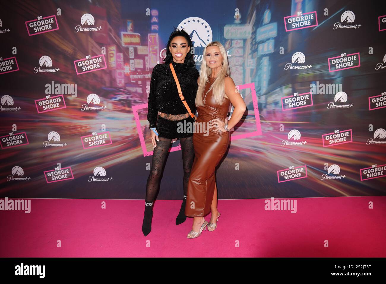 Katie Price et Kerry Katona assistent à une soirée de lancement de la nouvelle série de Geordie Shore, au Thai Square Restaurant and Club, dans le centre de Londres. Date de la photo : mardi 7 janvier 2025. Banque D'Images