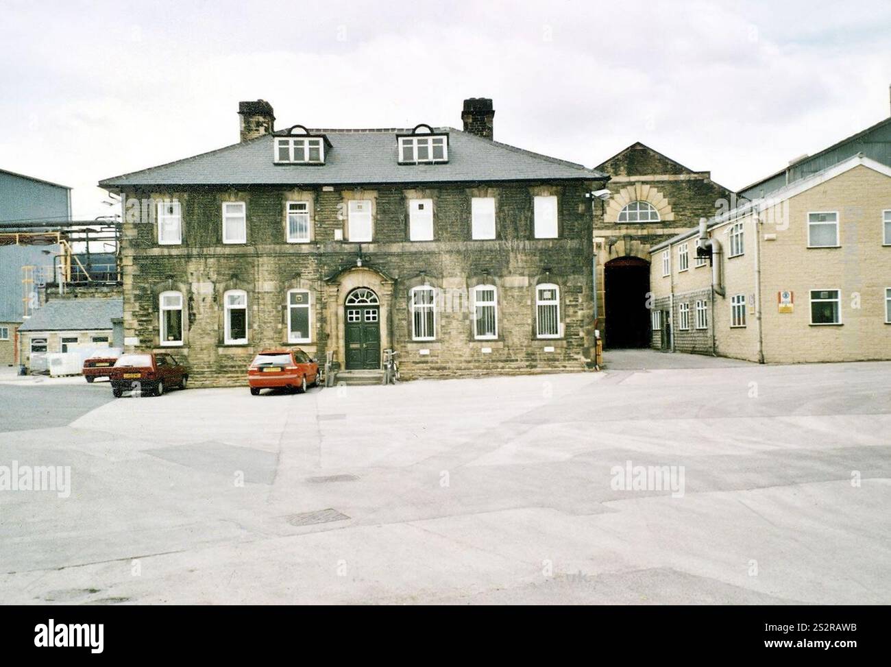 Ancien Tram Depot et Electricity Works, High Street West, Glossop, c 1980s. Banque D'Images