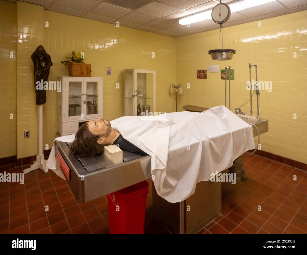 Joseph, Missouri - la salle d'autopsie du Glore Psychiatric Museum. Le musée documente le traitement des malades mentaux à l'ancien State Lunati Banque D'Images