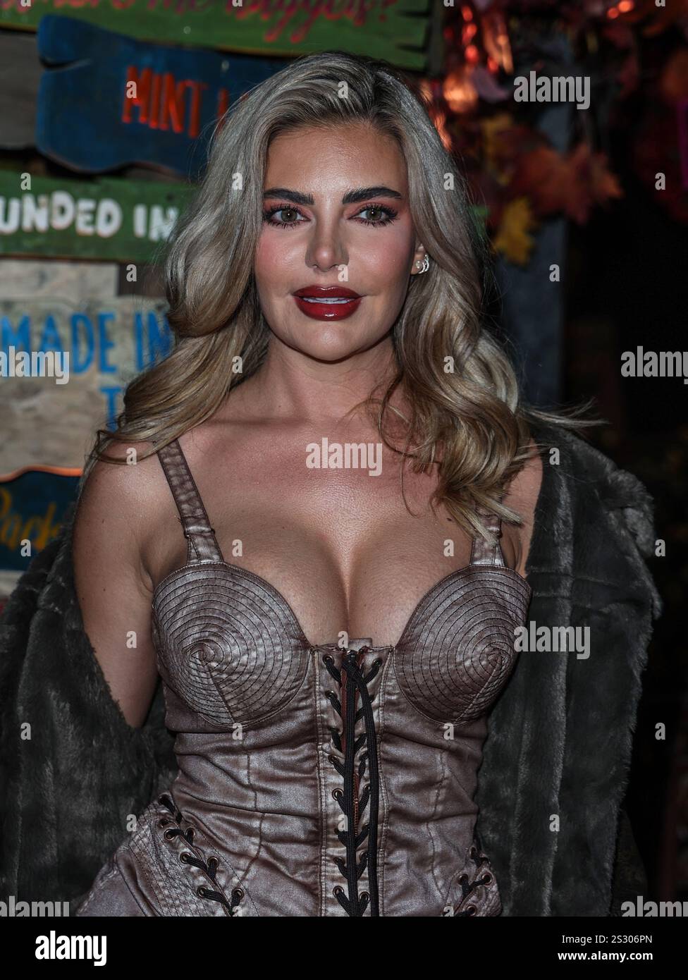 Londres, Royaume-Uni. 07 janvier 2025. Megan Barton-Hanson a assisté à une séance photo et à la projection de 'Geordie Shore' au Thai Square Trafalgar Square à Londres. (Photo de Brett Cove/SOPA images/SIPA USA) crédit : SIPA USA/Alamy Live News Banque D'Images