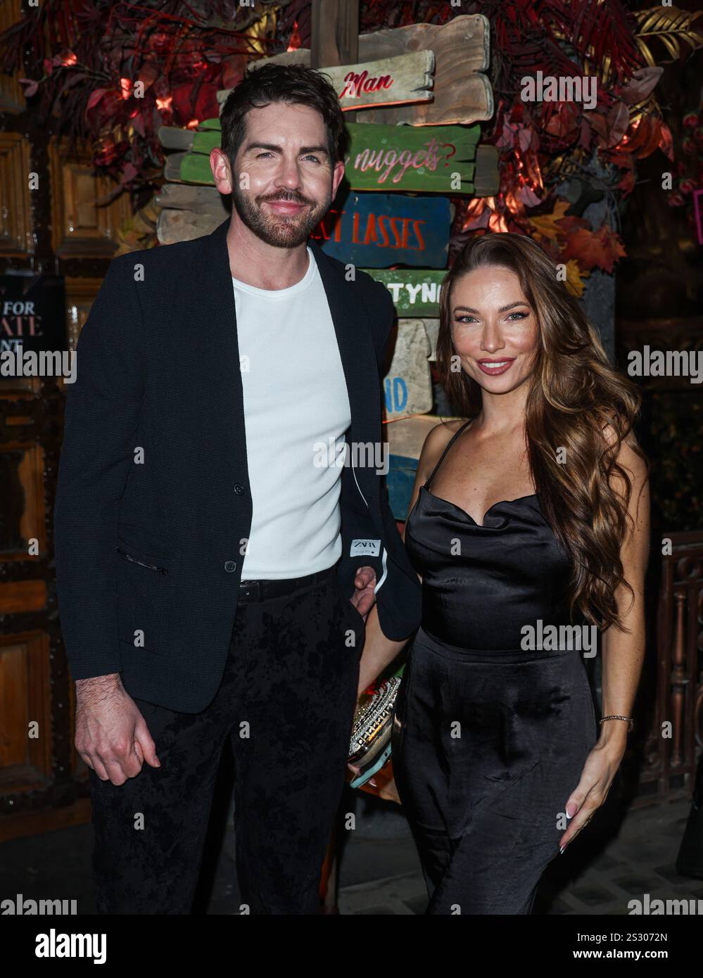Londres, Royaume-Uni. 07 janvier 2025. Scott McGlynn et April Banbury ont assisté à une séance photo et à la projection de 'Geordie Shore' au Thai Square Trafalgar Square à Londres. (Photo de Brett Cove/SOPA images/SIPA USA) crédit : SIPA USA/Alamy Live News Banque D'Images