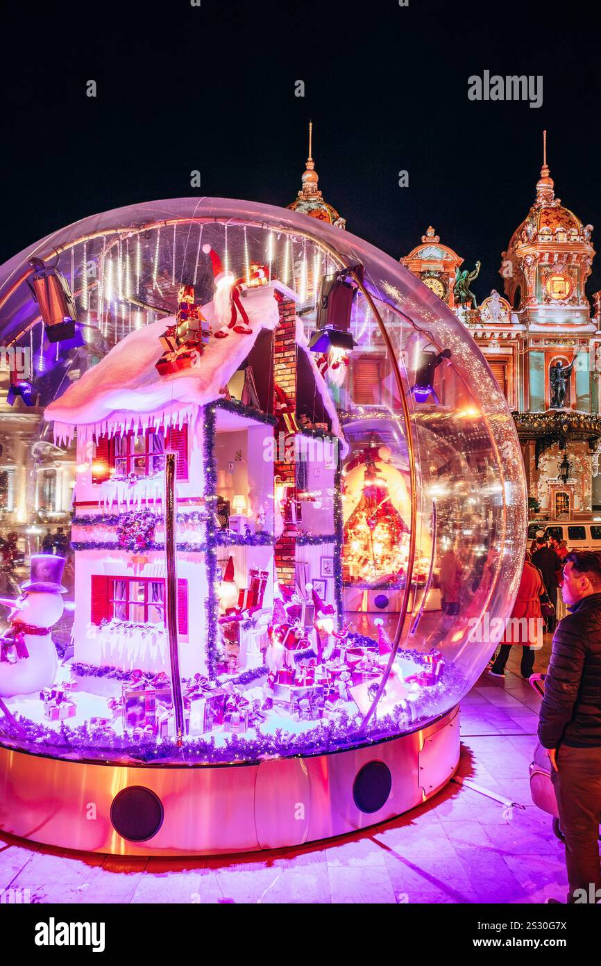 La place devant le Casino Monte Carlo à Monaco avant Noël Banque D'Images
