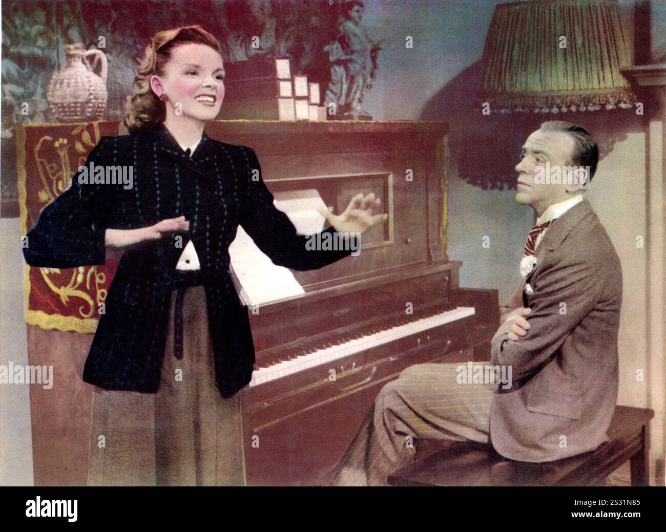 DÉFILÉ DE PÂQUES MGM JUDY GARLAND, FRED ASTAIRE date : 1948 Banque D'Images