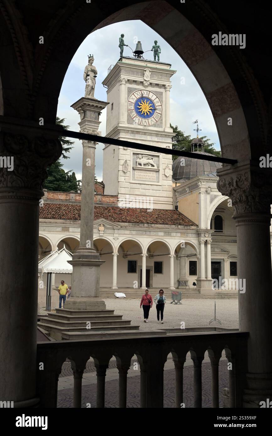 Piazza della Liberta, Udine, Frioul, Italie du Nord, Italie Banque D'Images