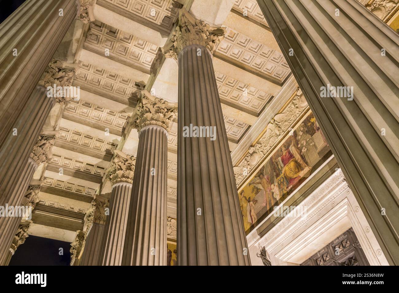 Le parlement à Vienne, Autriche. Siège du gouvernement. Tir de nuit Autriche Banque D'Images