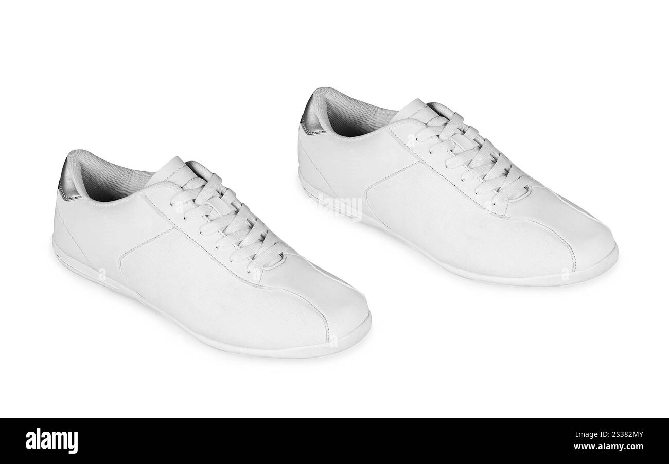 Paire de chaussures de sport isolé sur fond blanc. Paire de chaussures de sport sur un blanc Banque D'Images