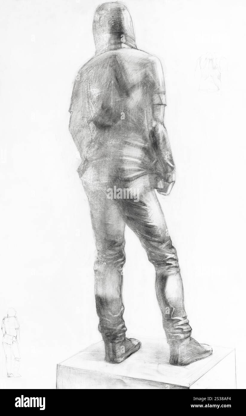 étudier le dessin du dos du modèle masculin habillé dans une chemise à capuche et un pantalon debout sur le podium dessiné à la main avec un crayon graphite sur papier blanc Banque D'Images