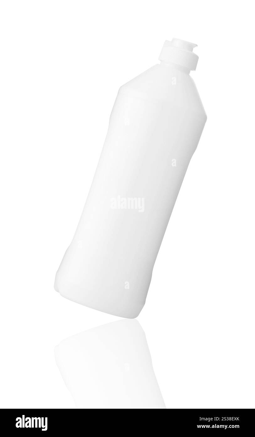 Bouteille en plastique blanche isolée sur blanc. Bouteille en plastique blanc isolée Banque D'Images