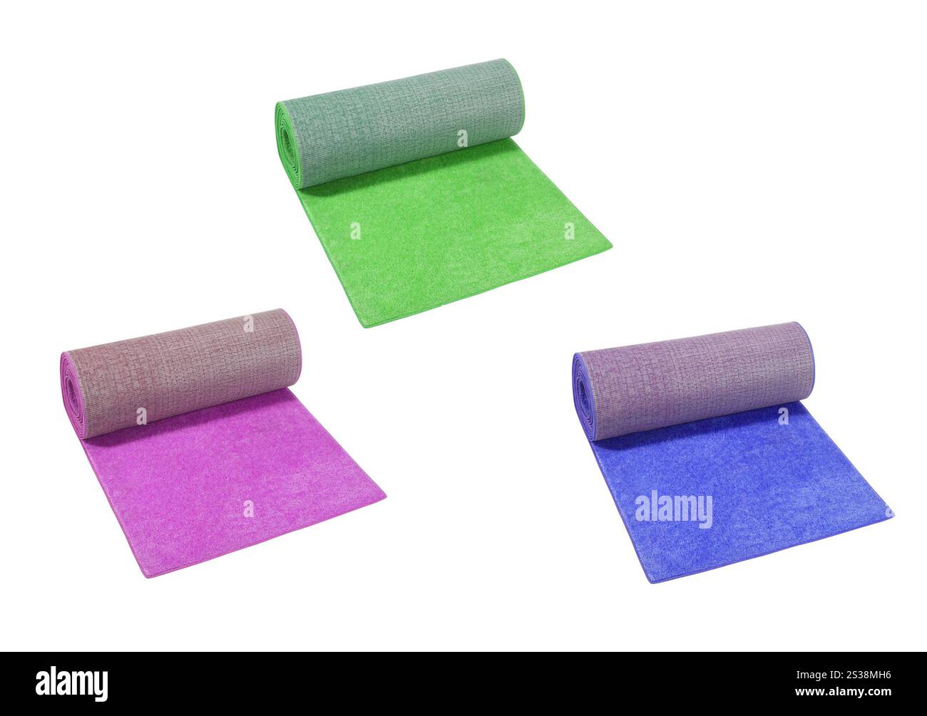 Herbe roulée artificielle isolée sur fond blanc. Gazon roulé artificiel, isolé sur blanc Banque D'Images