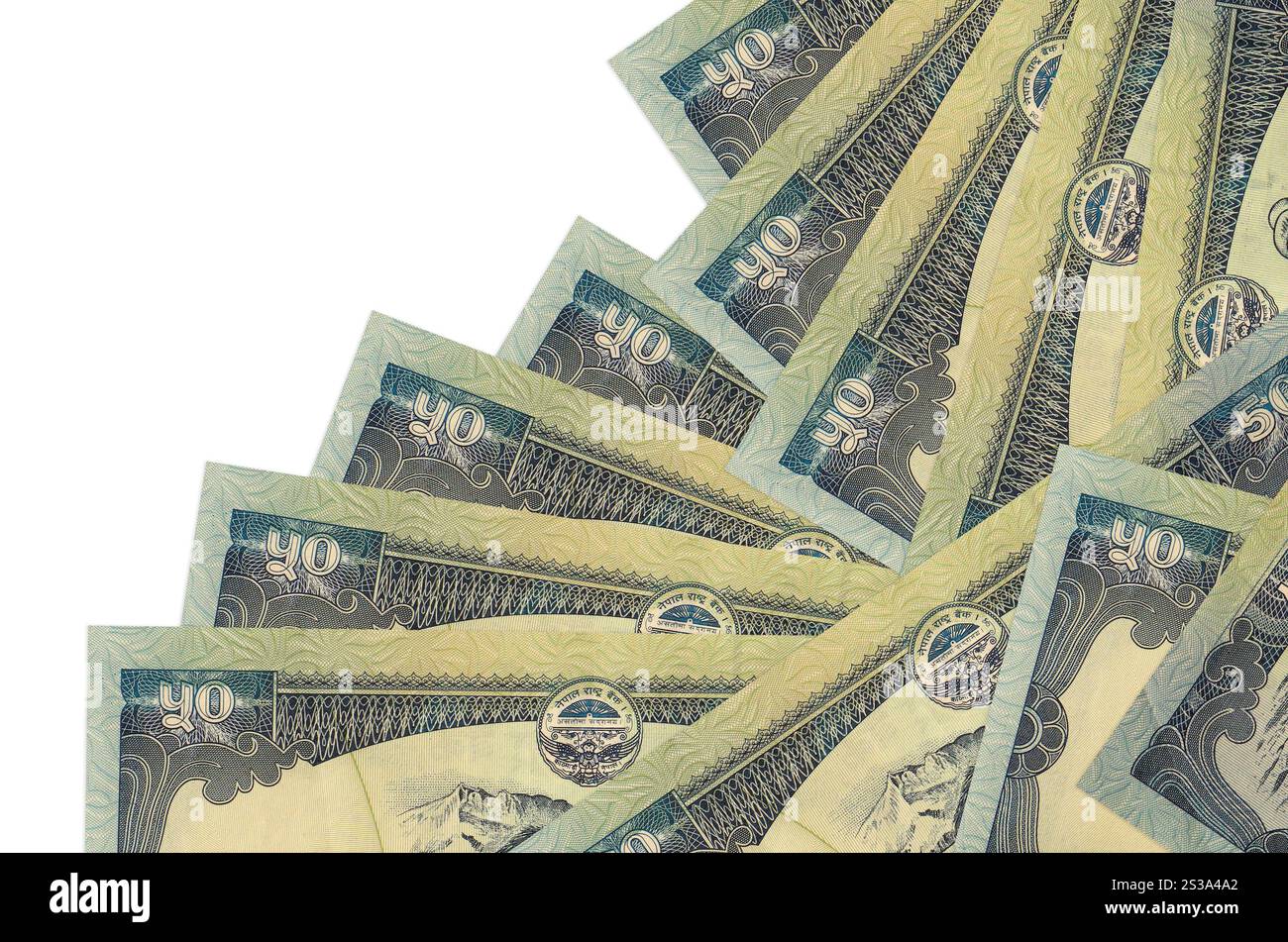 50 billets de roupies népalaises se trouve dans un ordre différent isolé sur blanc. Concept de banque locale ou de monnaie. Bannière d'arrière-plan de l'entreprise. 50 Népalais Banque D'Images