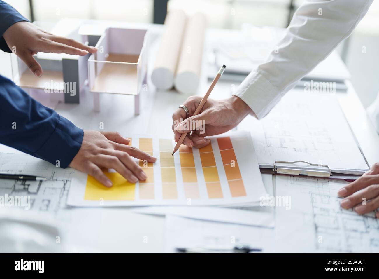 Architecture dessin sur architectural projet créatif architecture d'entreprise bâtiment construction ingénierie industrielle réalisation conception de planification Banque D'Images