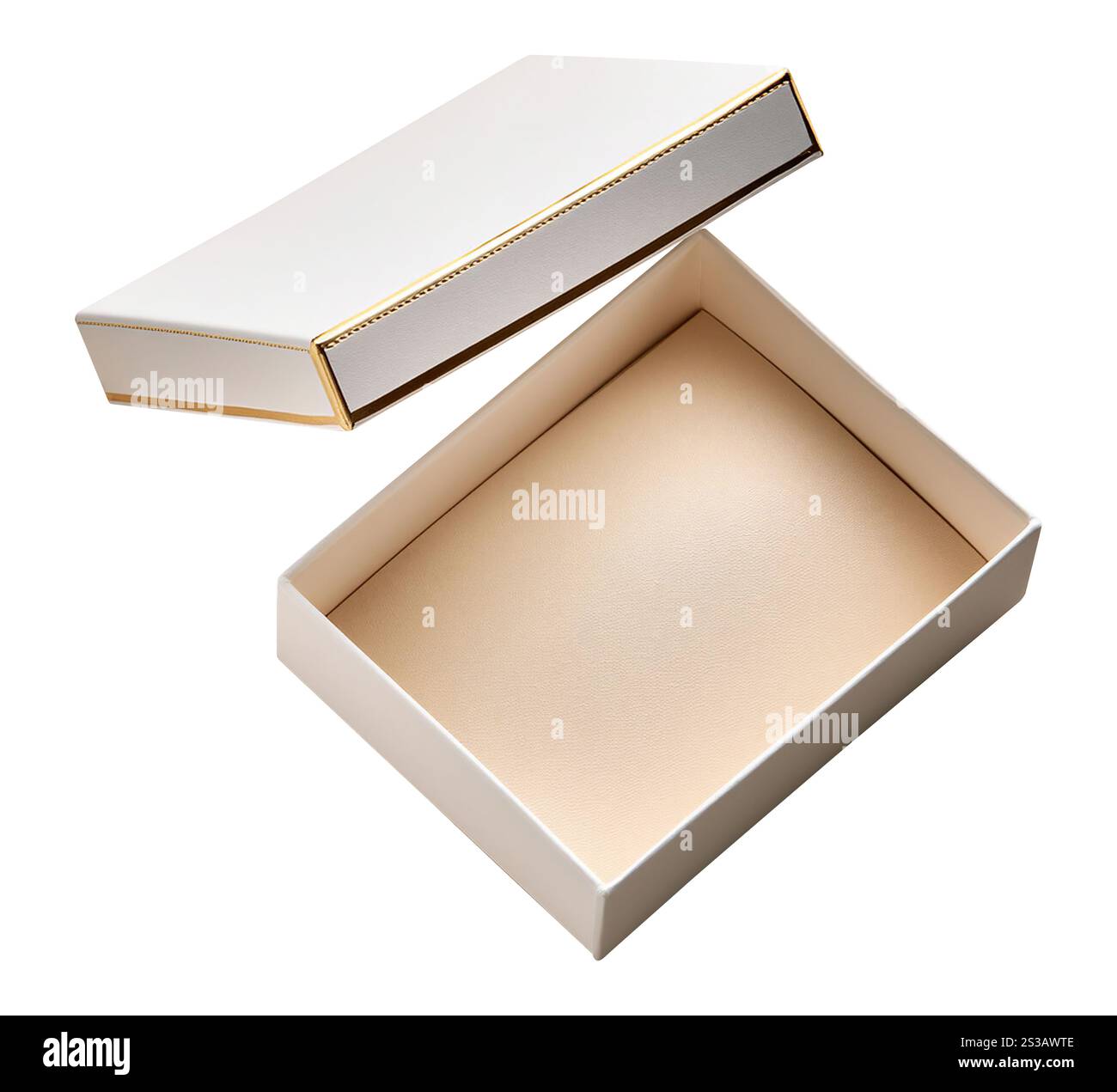 Ouvrez la boîte à bijoux sur la table, modèle de maquette. Forfait de luxe pour cadeau coûteux, bague d'or de fiançailles ou diamant. Mariage, romantique, Saint-Valentin, Banque D'Images