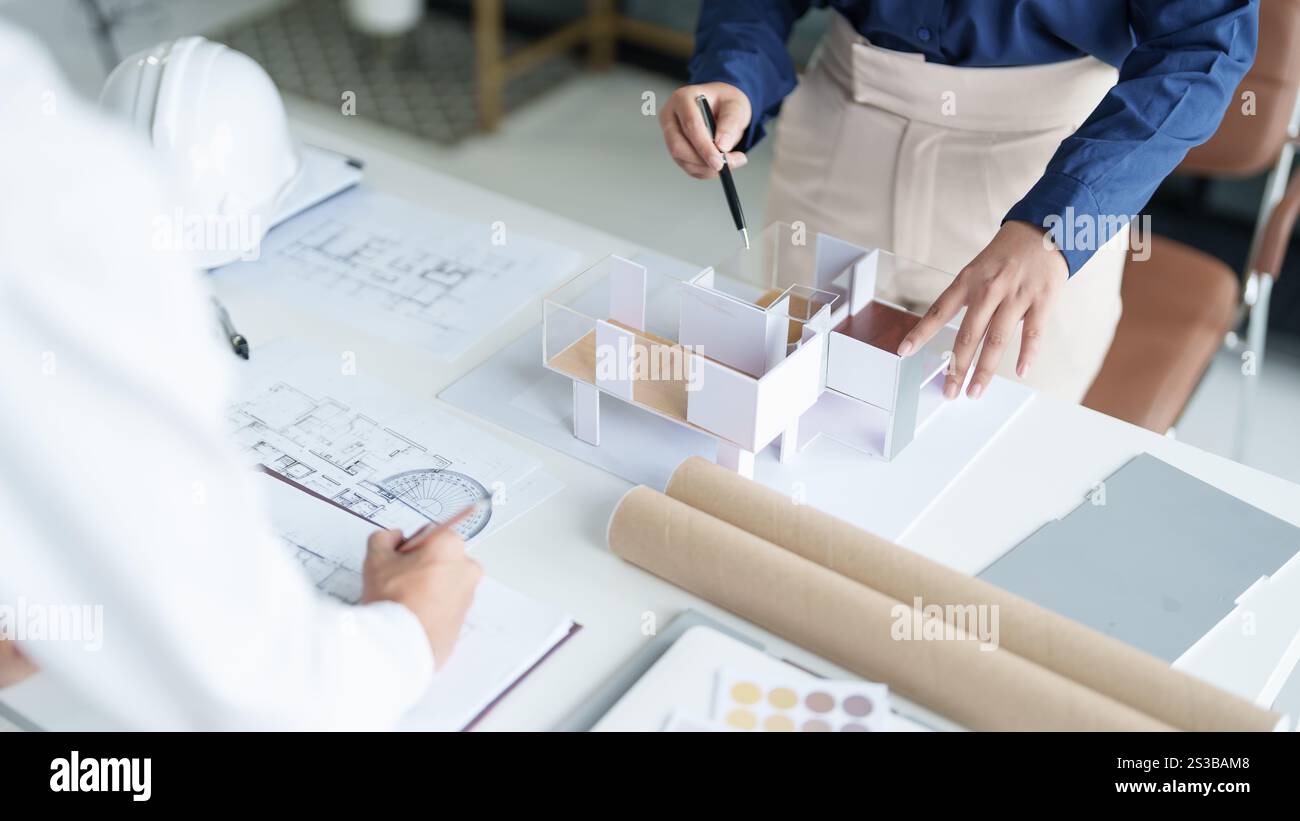 Architecture dessin sur architectural projet créatif architecture d'entreprise bâtiment construction ingénierie industrielle réalisation conception de planification Banque D'Images