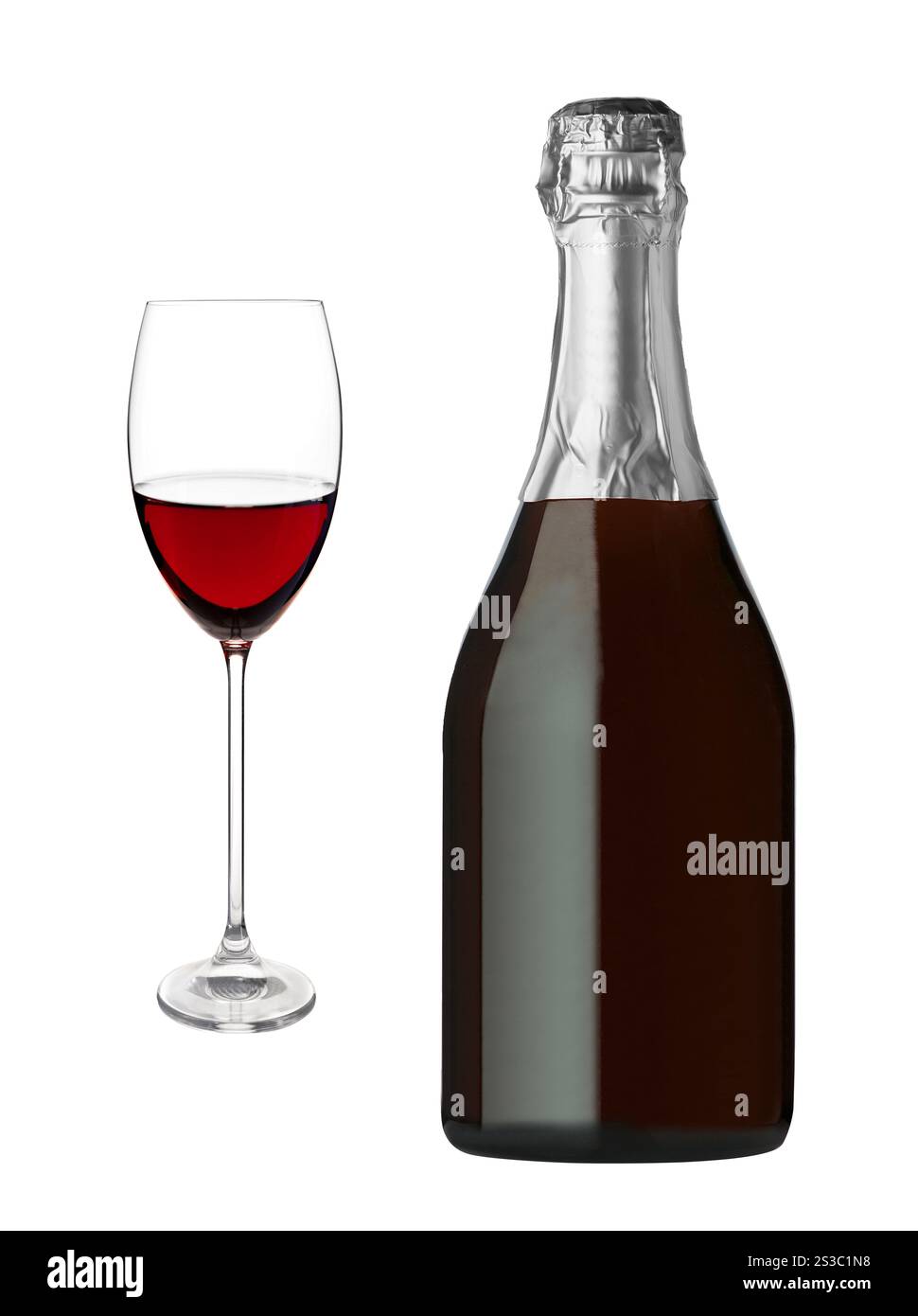 Bouteille de champagne et verre de champagne isolé sur fond blanc. Bouteille de champagne Banque D'Images