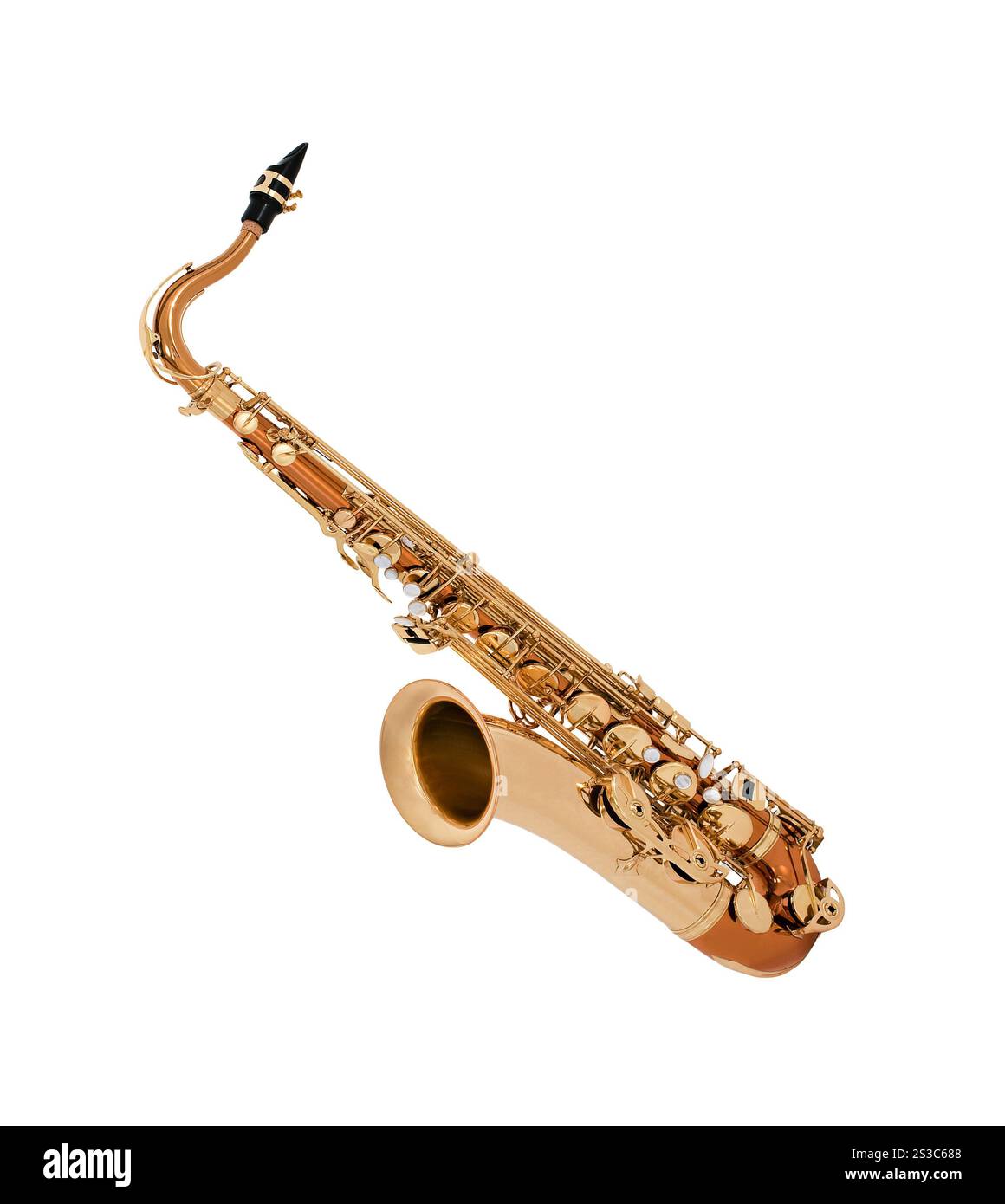 Saxophone isolé sur fond blanc. Saxophone isolé Banque D'Images