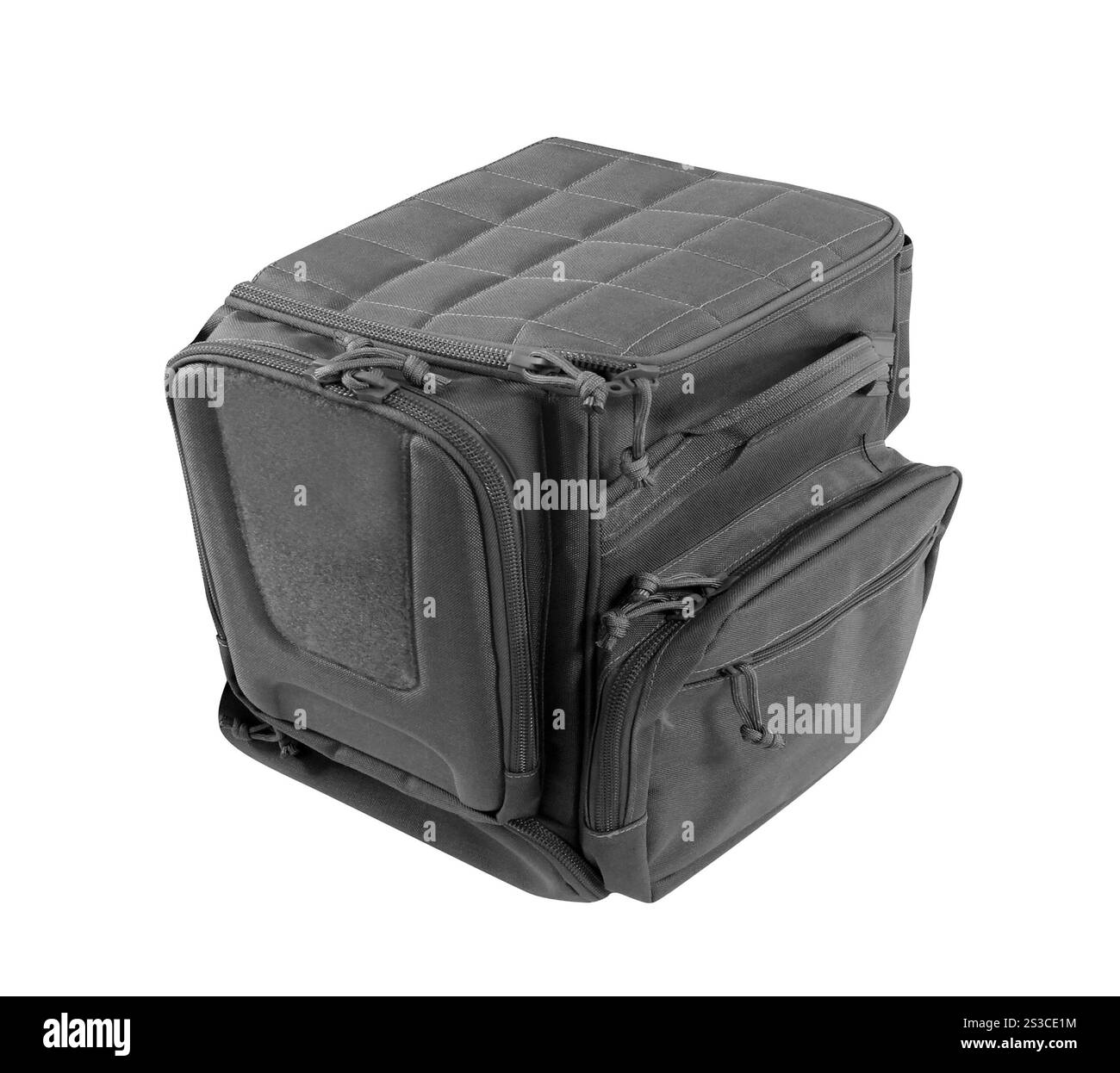 sac à dos militaire noir isolé sur blanc. sac à dos militaire vert isolé sur blanc Banque D'Images