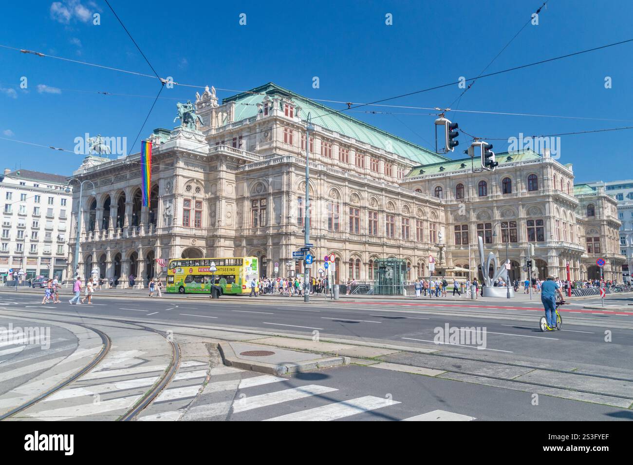 Vienne, Autriche - 8 juin 2024 : Opéra national de Vienne (Wiener Staatsoper). Banque D'Images
