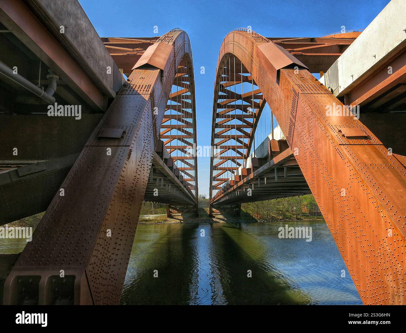 Pont Thaddeus Kosciusko Twin Bridges sur la rivière Mohawk New York Banque D'Images