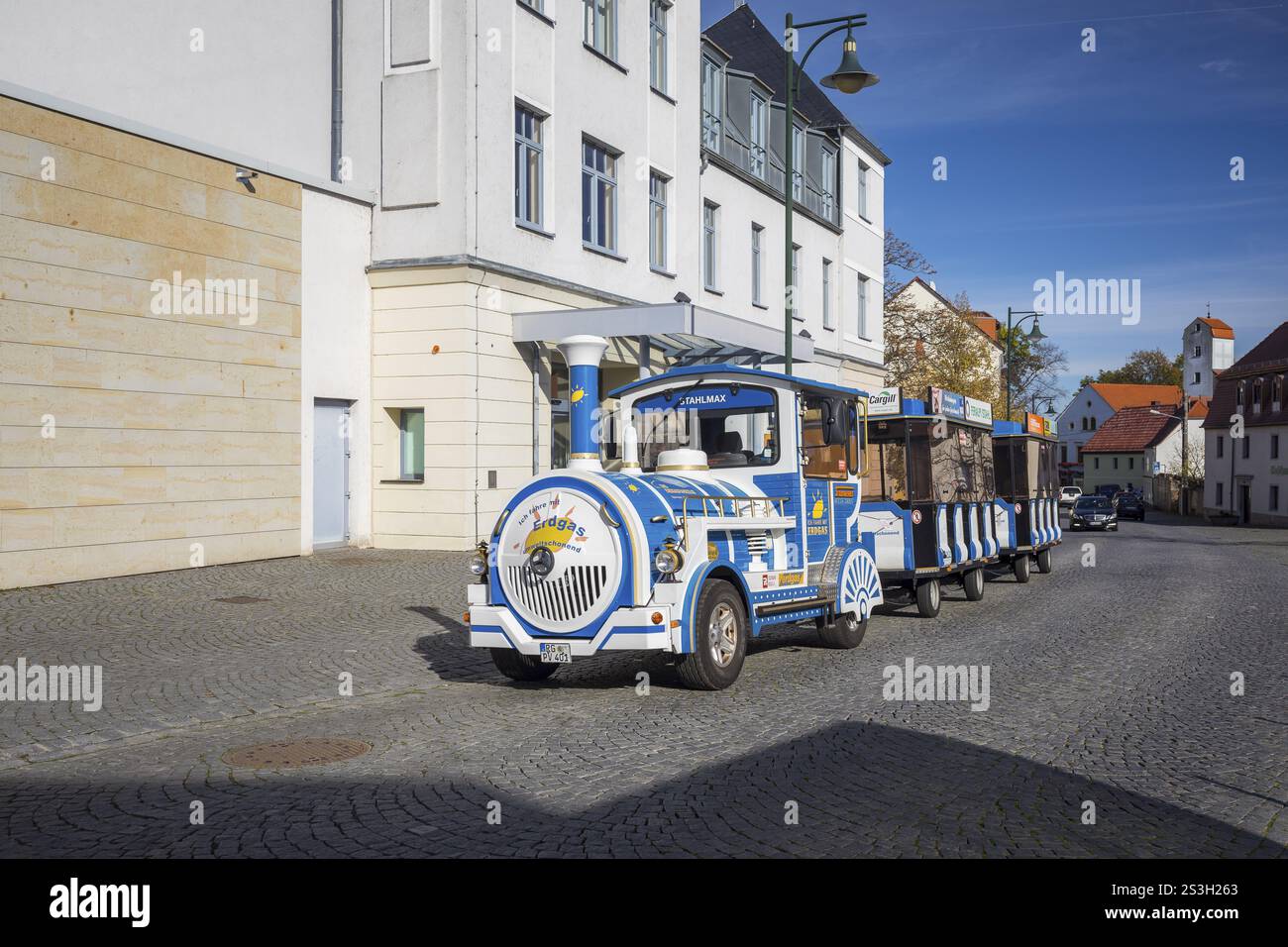 Wegebahn Stahlmax ici devant la salle civique Stern am Altmarkt, Riesa, Saxe, Allemagne, Europe Banque D'Images