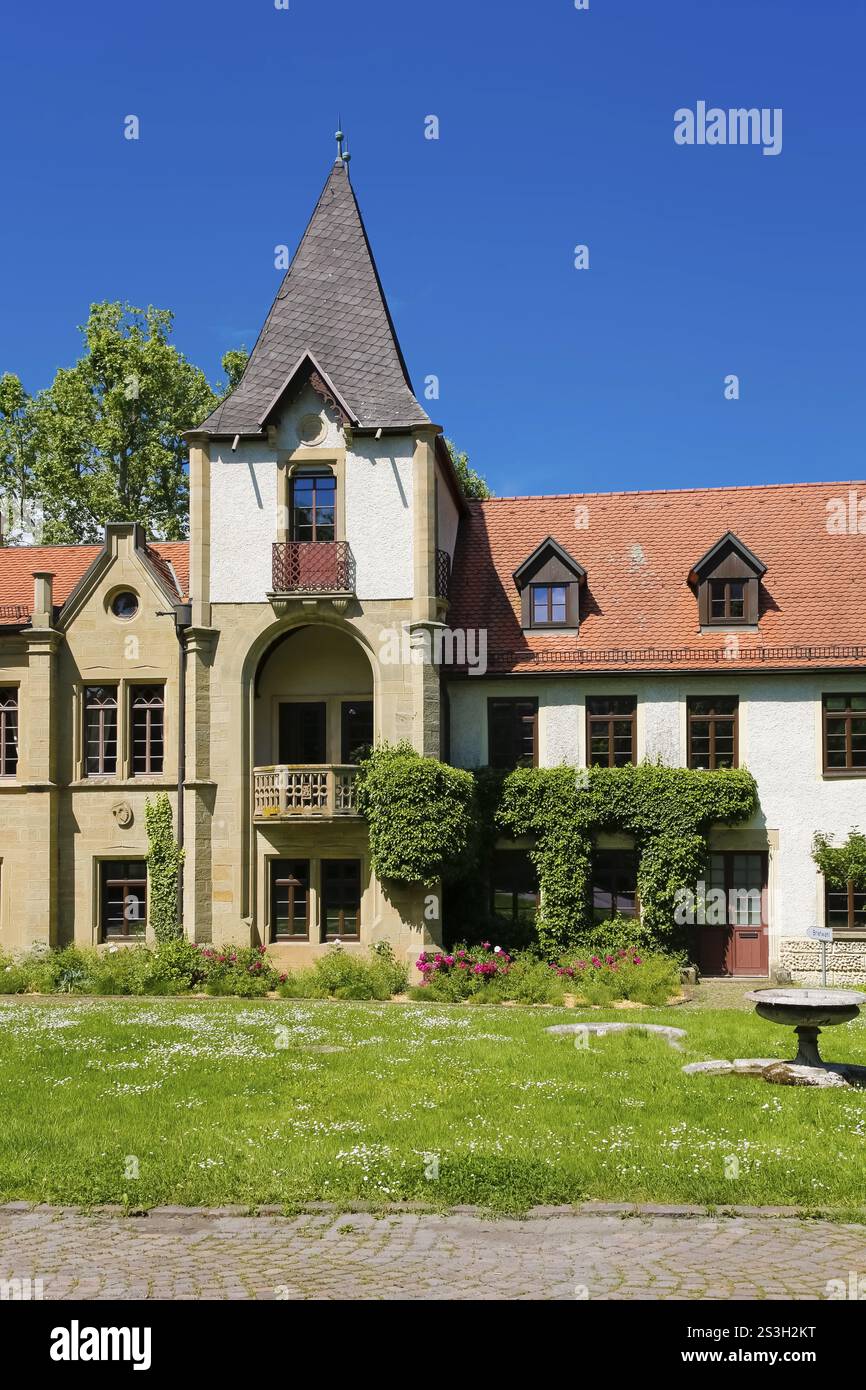 Château de Varbueler, château de Hemmingen, ancien siège des barons de Varnbueler, bâtiment principal aujourd'hui hôtel de ville, néo-gothique, bâtiments historiques, architectu Banque D'Images
