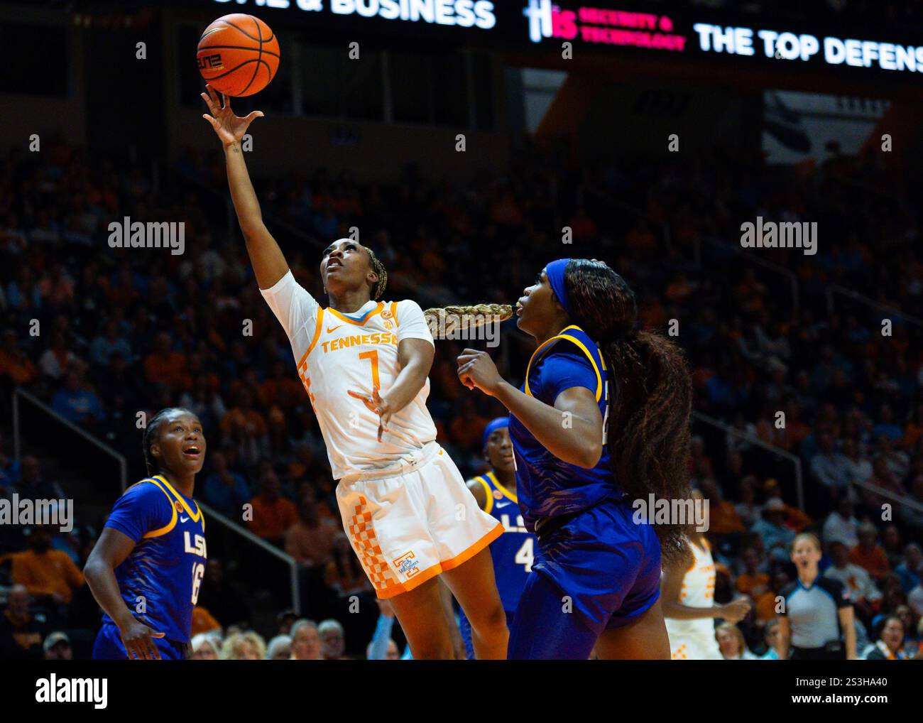 9 janvier 2025 : Samara Spencer (7) des Lady vols du Tennessee tire la balle pendant le match de basket-ball de la NCAA entre les bénévoles Lady de l'Université du Tennessee et les Tigers de la LSU à Thompson Boling Arena à Knoxville TN Tim Gangloff/CSM (crédit image : © Tim Gangloff/Cal Sport Media) Banque D'Images