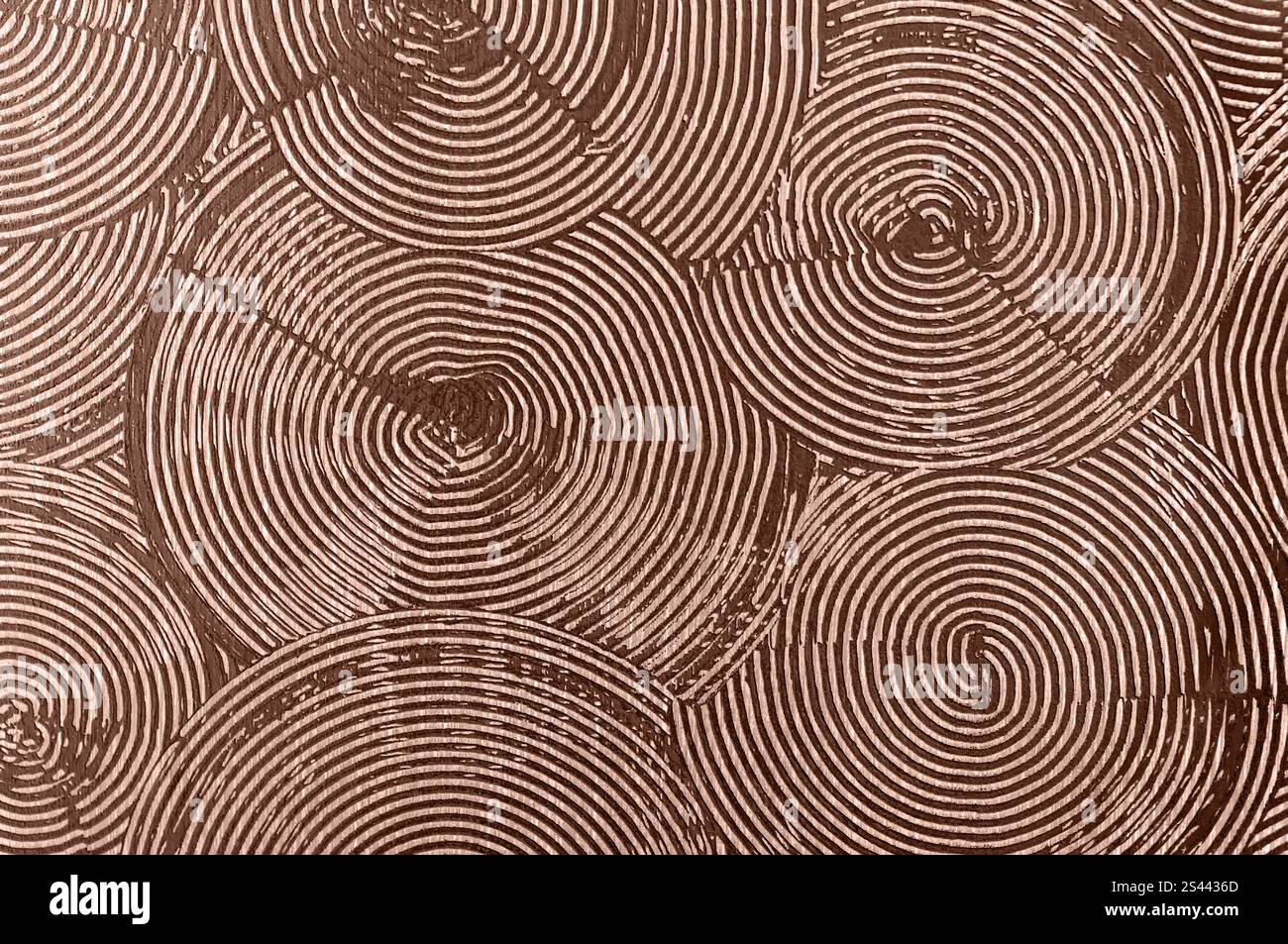 Gros plan de plâtre décoratif en mousse moka, présentant des motifs complexes pour les murs d'accent. Banque D'Images