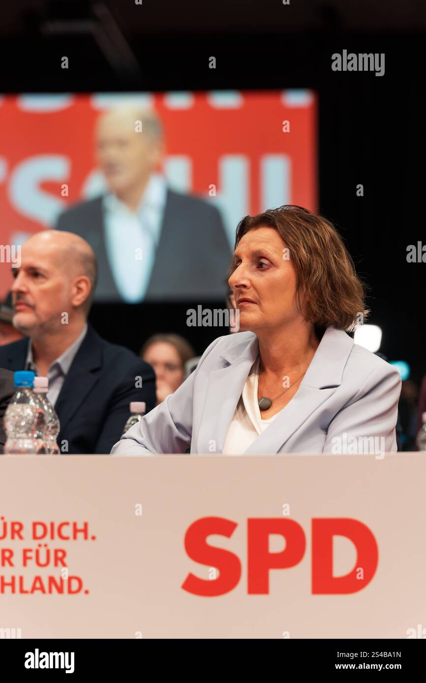11.01.2025,Berlin,außerordentlicher Bundesparteitag der SPD im CityCube Britta Ernst *** 11 01 2025,Berlin,Conférence extraordinaire du parti fédéral du SPD au CityCube Britta Ernst Banque D'Images