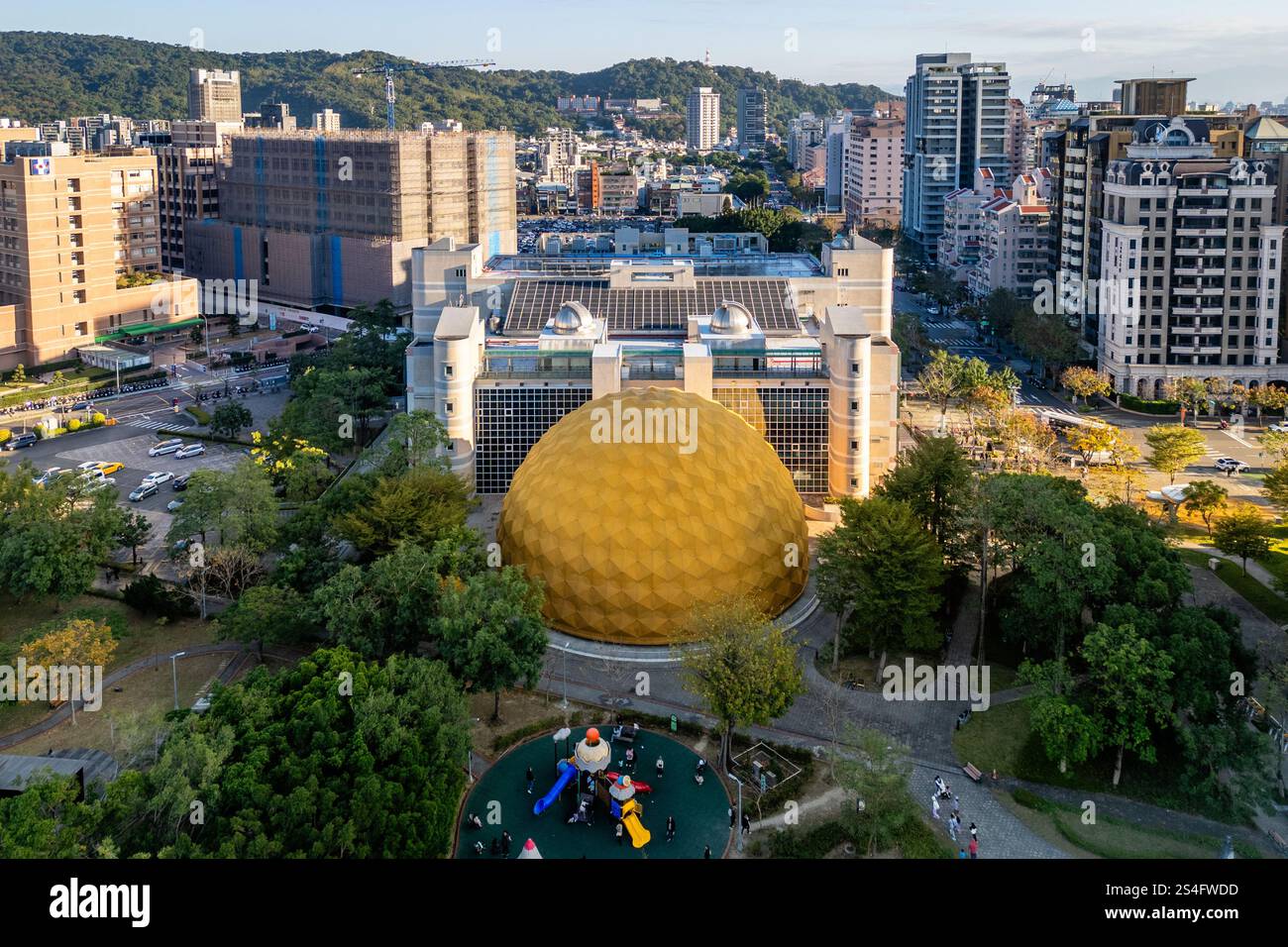 12 janvier 2025 : Musée astronomique de Taipei, un musée ouvert le 7 novembre 1996 et situé dans la ville de Taipei, Taiwan. Il fournit l'éducation et le savoir Banque D'Images