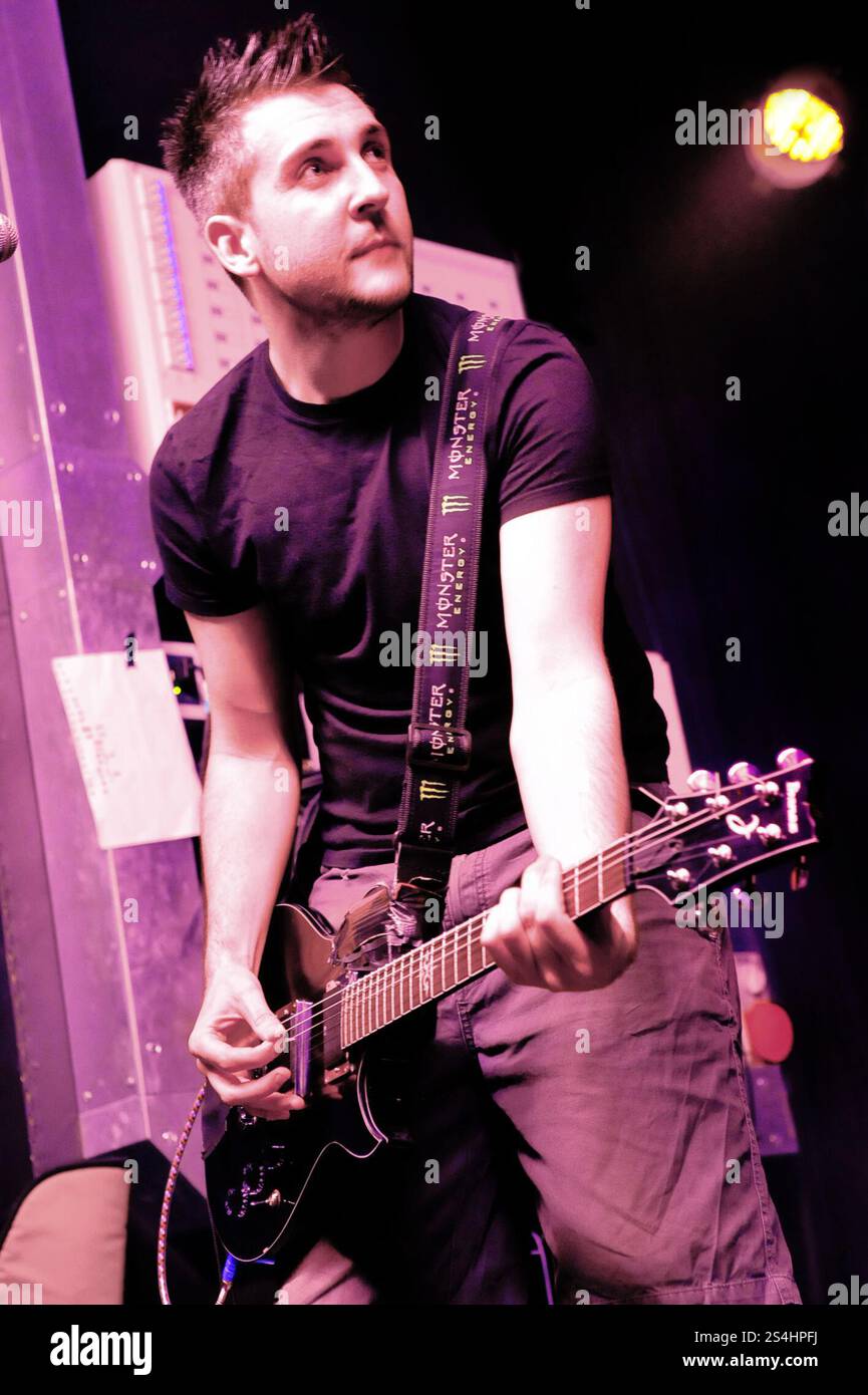 Templeton Pek, groupe de Birmingham, (guitariste Kev Green) en concert à Birmingham O2 Academy 2, le 20 avril 2011 Banque D'Images