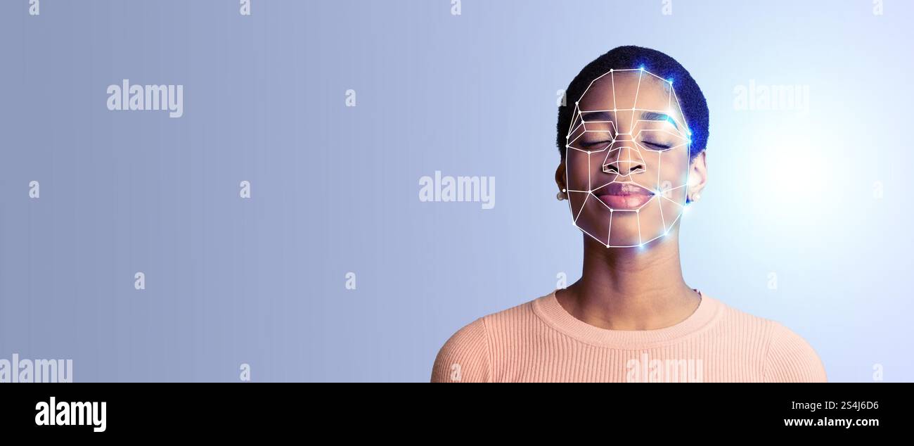 Une femme aux yeux fermés se tient contre un fond dégradé Banque D'Images