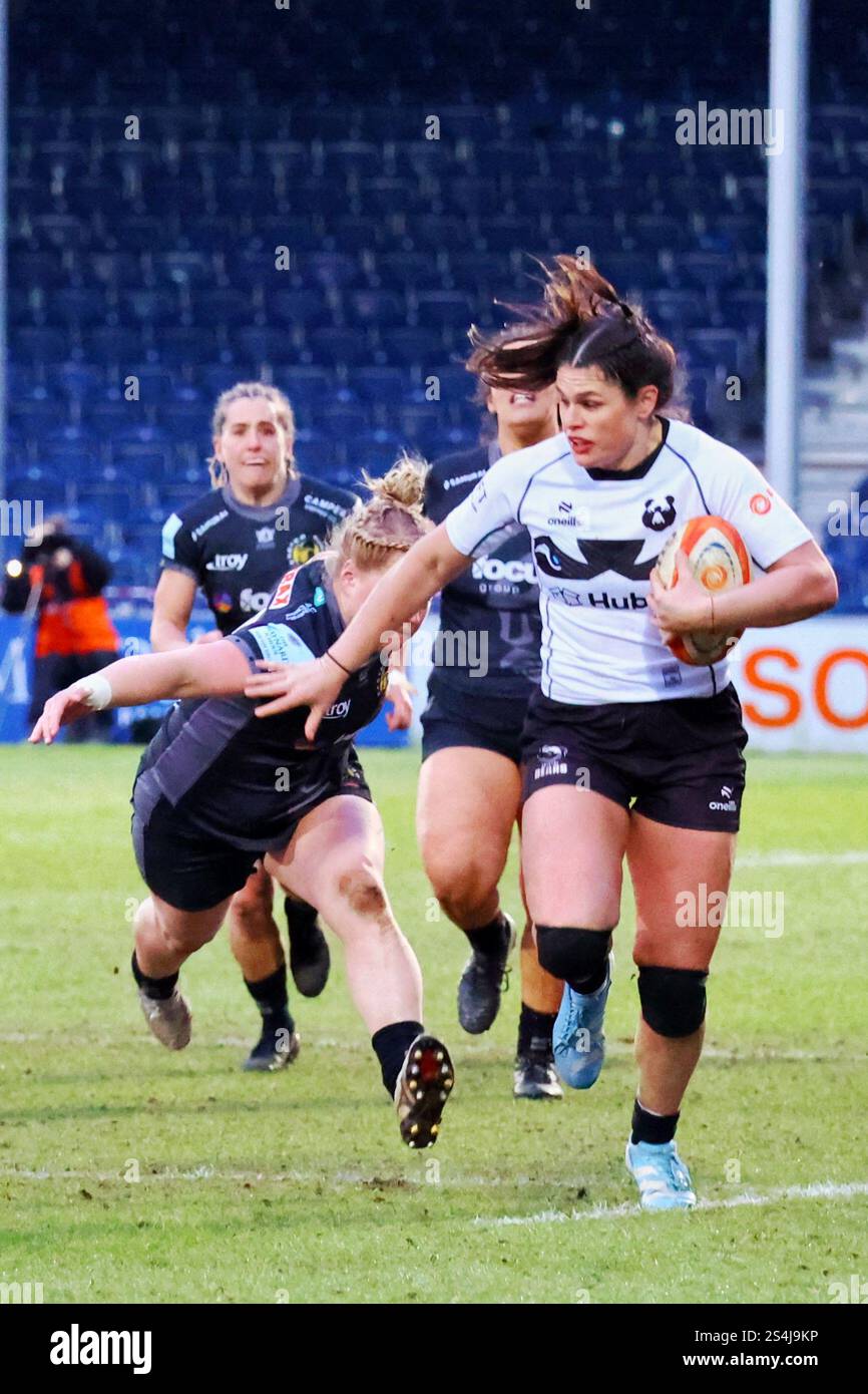 Exeter, Devon, Royaume-Uni. 12 janvier 2025. PWR Professional Women's Rugby Exeter Chiefs contre Bristol Bears à Sandy Park, Exeter, Devon. Photo : Ilona Maher court avec le ballon. Crédit : Nidpor/Alamy Live News Banque D'Images