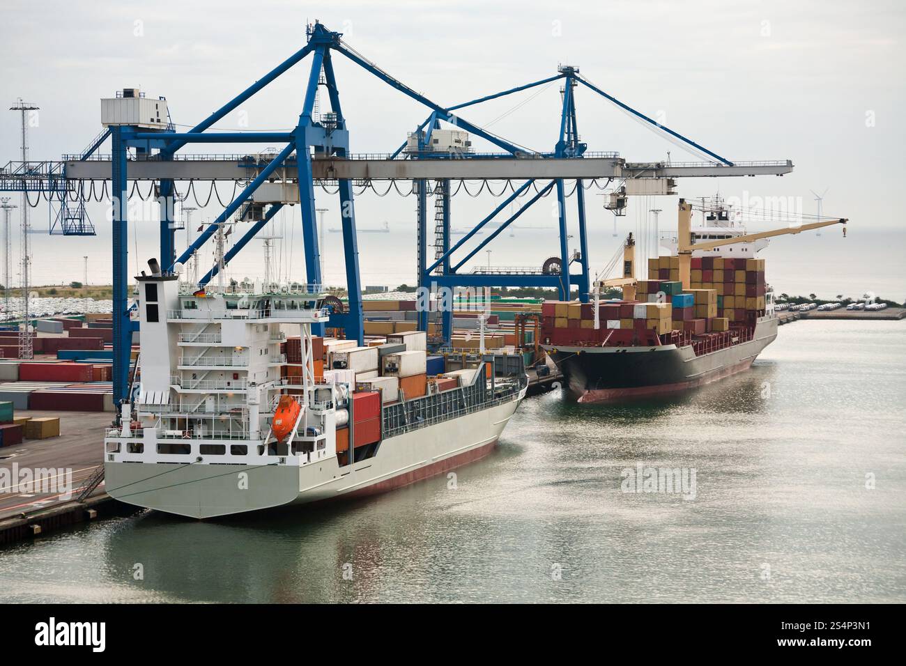 Tôt le matin dans le port de fret de Copenhague Banque D'Images