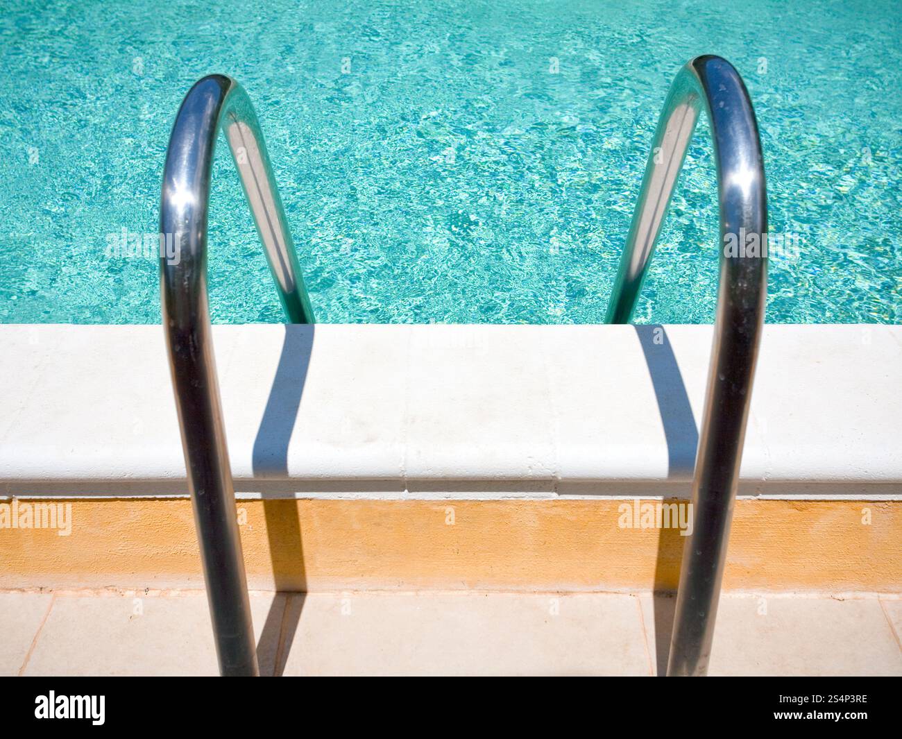 poignée de piscine extérieure Banque D'Images