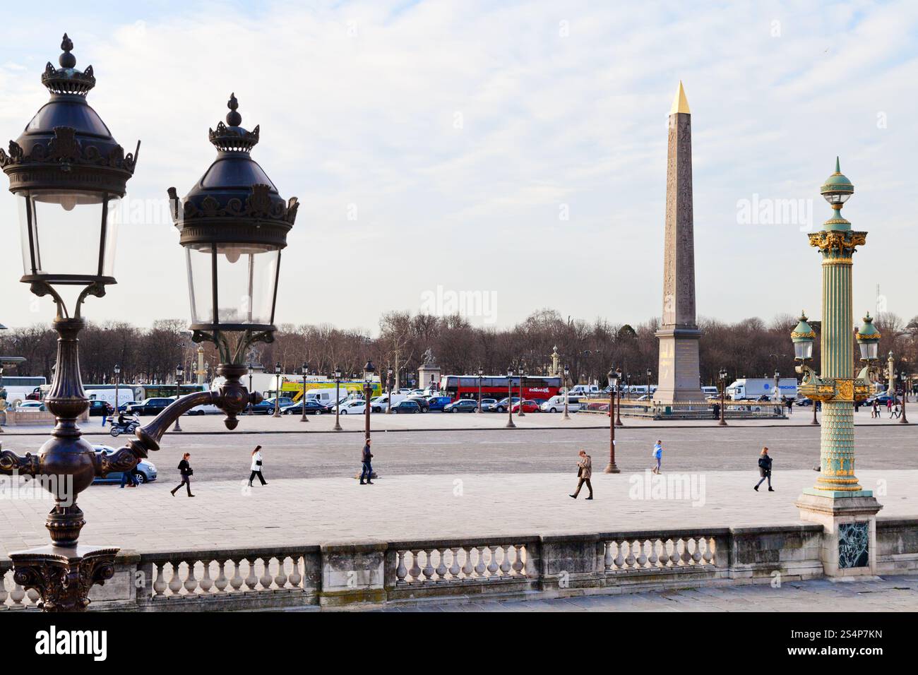 PARIS, FRANCE - 5 MARS : place de la Concorde. La place de la Concorde est l'une des principales places publiques - mesurant 8,64 hectares de superficie, elle l'est Banque D'Images