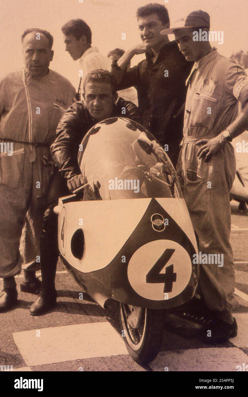 Sport Italien motocycle Racer Libero Liberati pilotant une Gilera 350 cc, Italie 1957 Banque D'Images