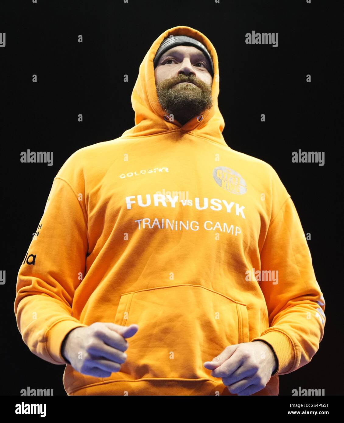 Dossier photo du 18/12/24 de Tyson Fury. Tyson Fury a affirmé qu'il s'est retiré de la boxe dans un post vidéo sur les médias sociaux. L’ancien champion du monde poids lourds de 36 ans a perdu son deuxième combat contre l’actuel détenteur du titre Oleksandr Usyk le mois dernier en Arabie Saoudite. Date d'émission : lundi 13 janvier 2025. Banque D'Images