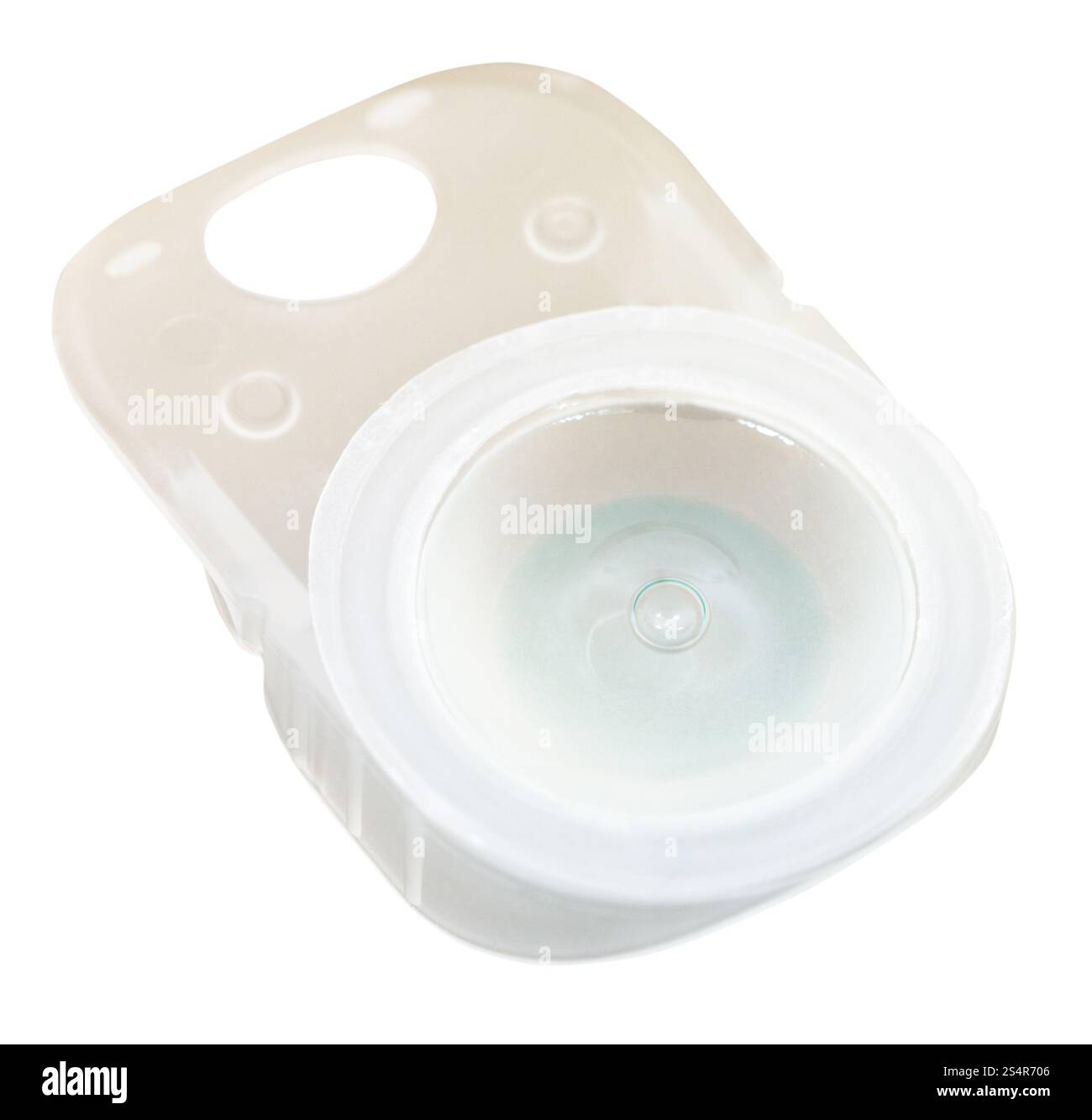 Récipient en plastique avec des verres de contact et solution isolé sur fond blanc Banque D'Images