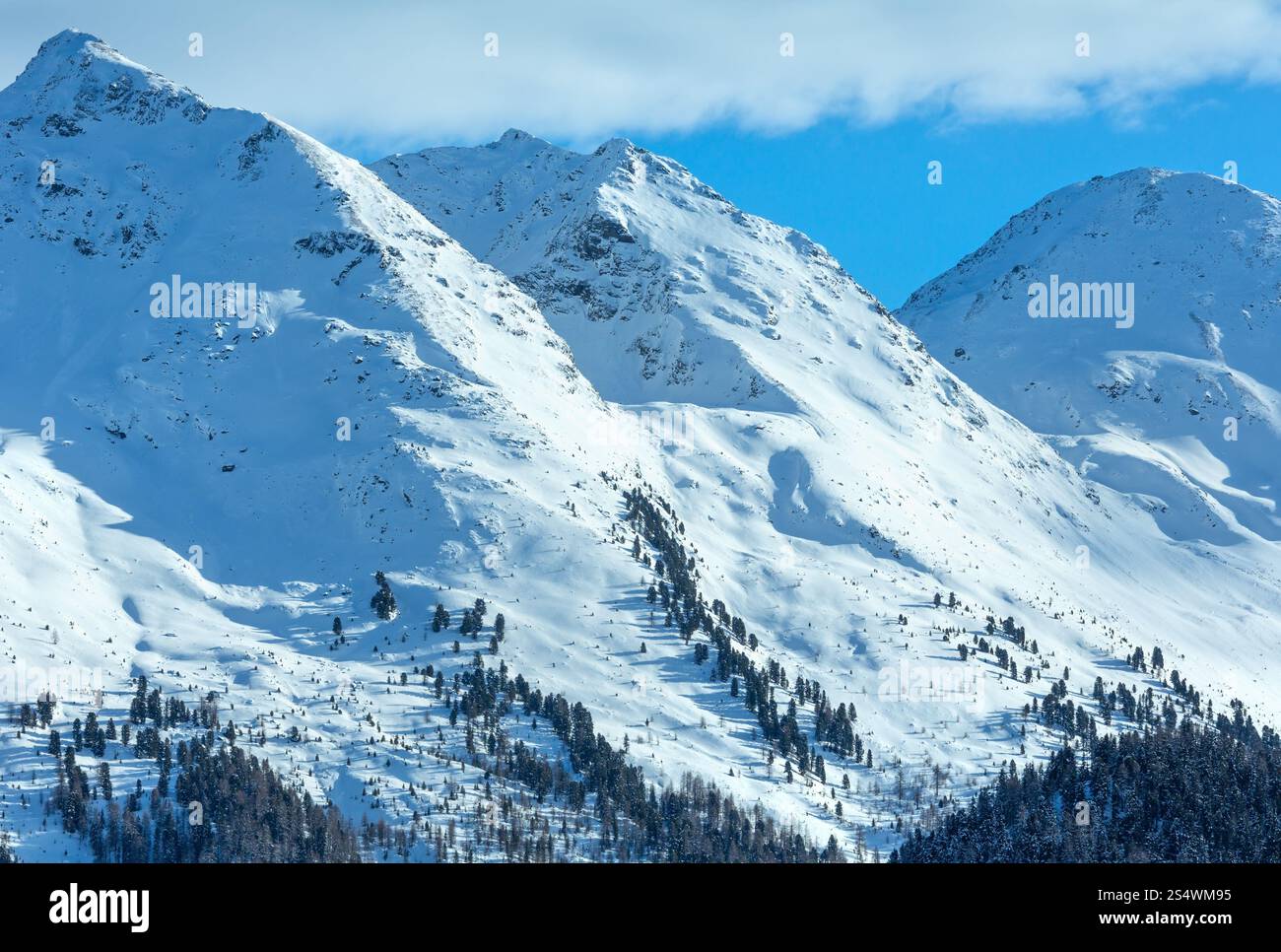 Paysage de montagne d'hiver. Région de ski Kappl dans les montagnes du Tyrol, Autriche. Banque D'Images