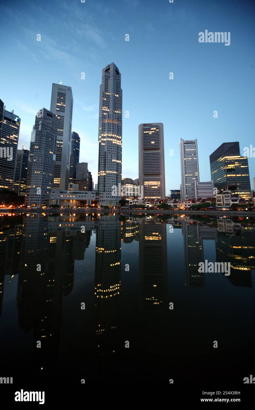 Le quater de la Banque au bord de la rivière Singapour et Marina Bay dans la ville de Singapour dans le sud-astasie. ASIE SINGAPOUR VILLE CENTRE-VILLE PAYSAGE URBAIN Banque D'Images