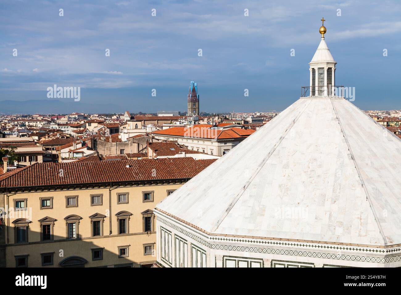 Voyage d'Italie - toit de Baptistère de Saint-Jean et toits de Florence Banque D'Images