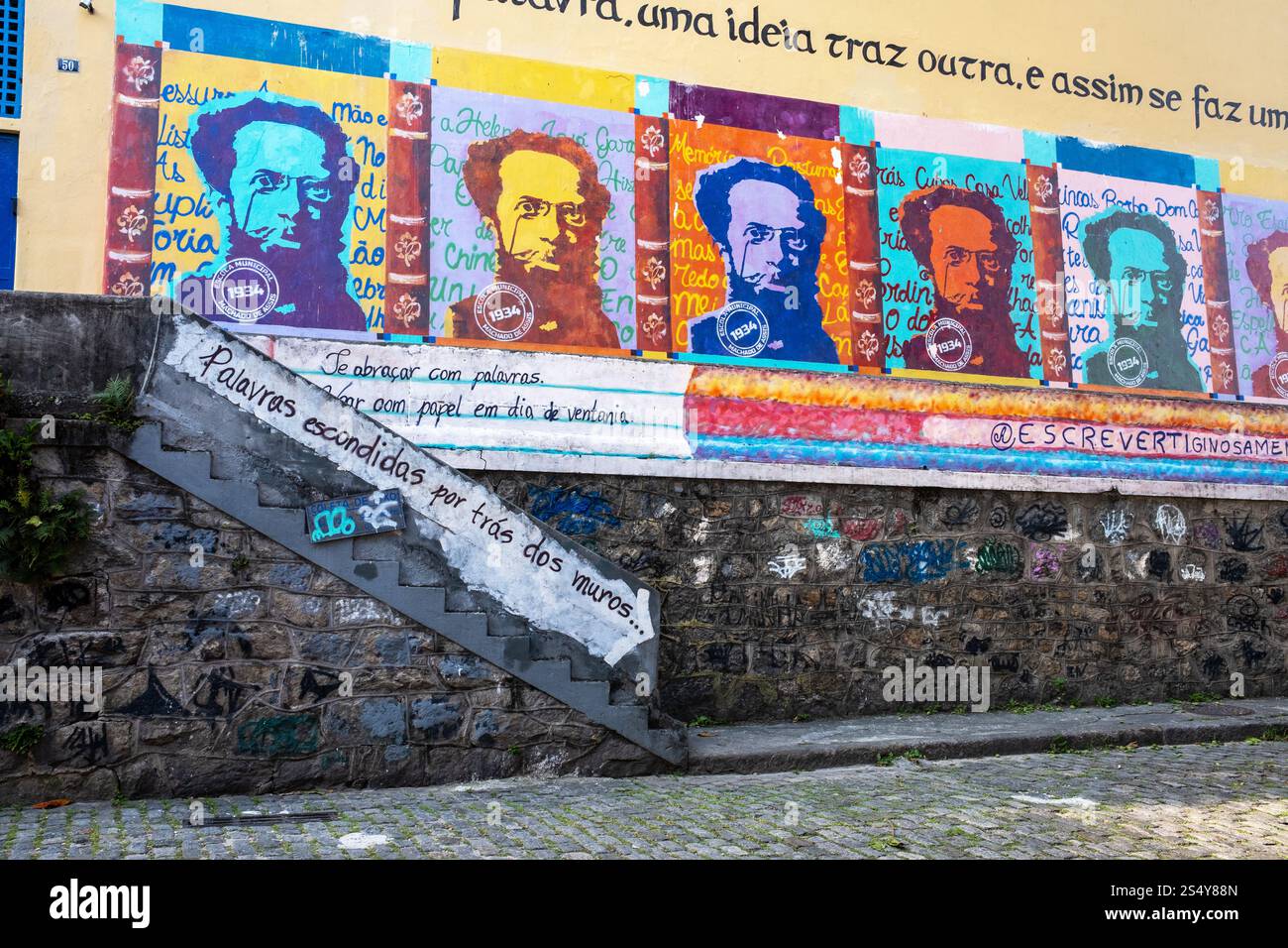 Street Art à Santa Teresa, Rio de Janeiro, Brésil. Banque D'Images