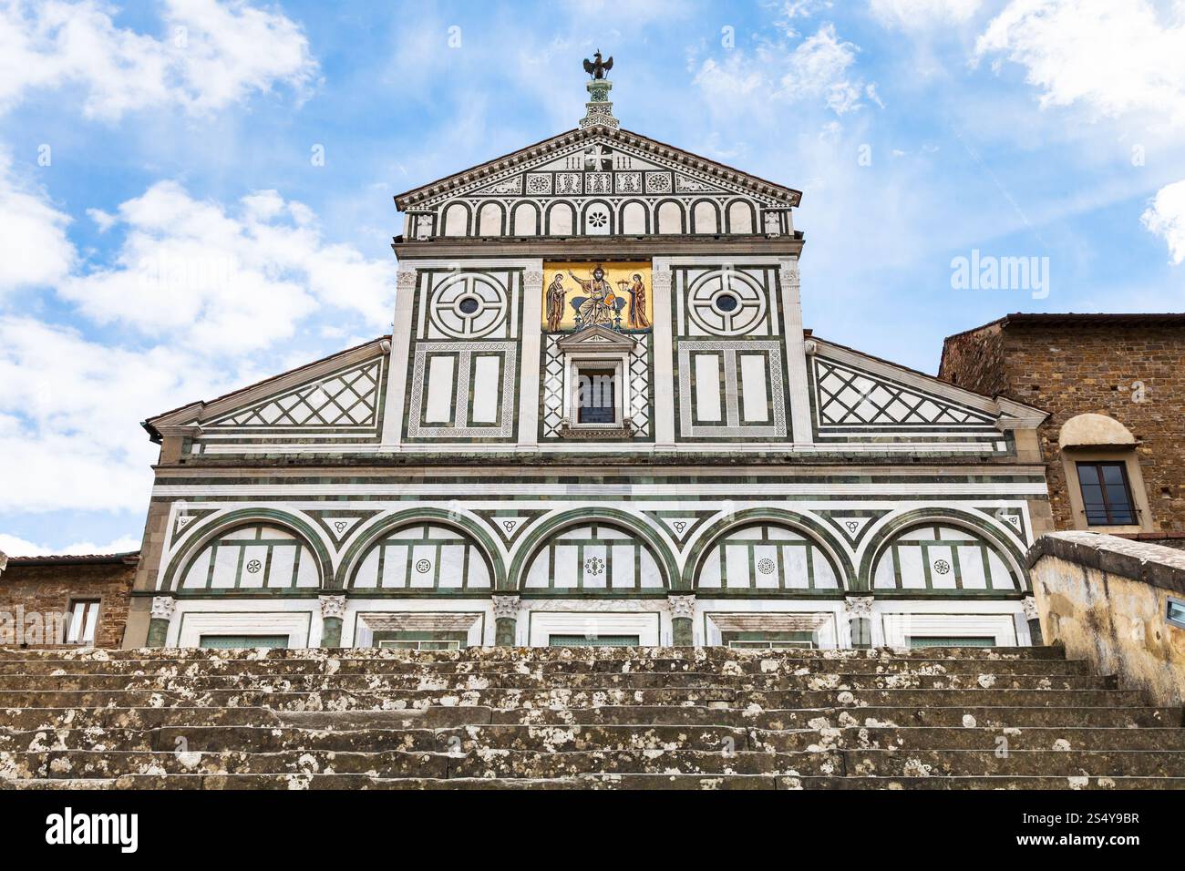 Voyage d'Italie - les mesures pour la Basilique de San Miniato al Monte (St Minias sur la montagne) dans la ville de Florence Banque D'Images
