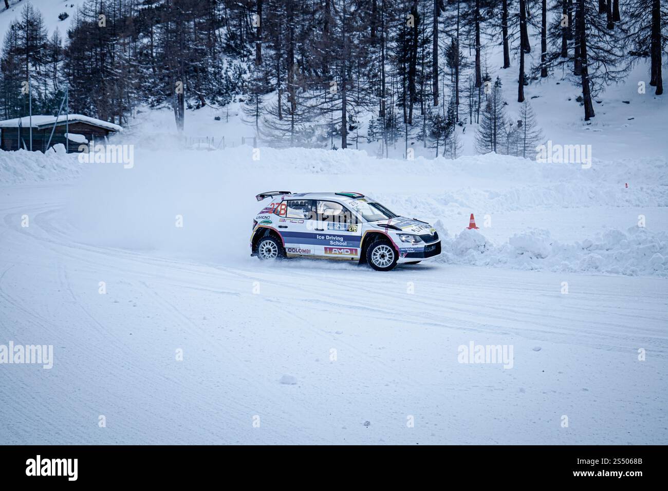 macchina da rally su ghiaccio, rallye sur glace Banque D'Images