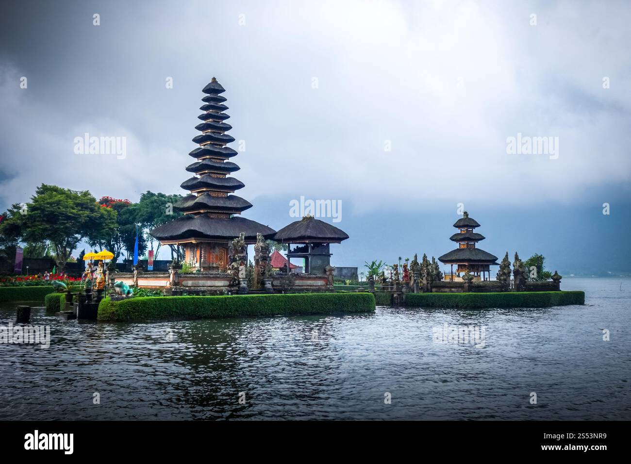 Temple Pura Ulun Danu Bratan à bedugul, Bali, Indonésie. Temple Pura Ulun Danu Bratan, bedugul, Bali, Indonésie Banque D'Images
