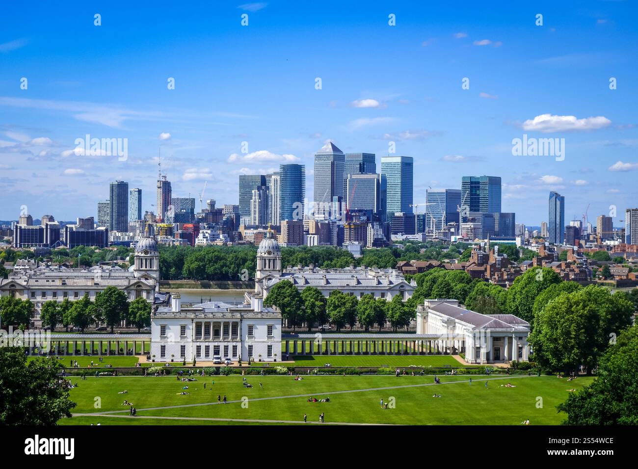 Canary Wharf vue panoramique depuis Greenwich Park, Londres, Royaume-Uni. Vue de Canary Wharf depuis Greenwich Park, Londres, Royaume-Uni Banque D'Images