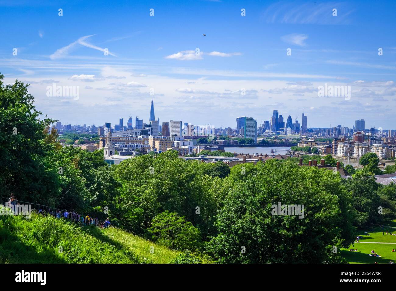 Canary Wharf vue panoramique depuis Greenwich Park, Londres, Royaume-Uni. Vue de Canary Wharf depuis Greenwich Park, Londres, Royaume-Uni Banque D'Images